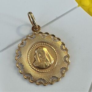 10k Gold vintage Pendant